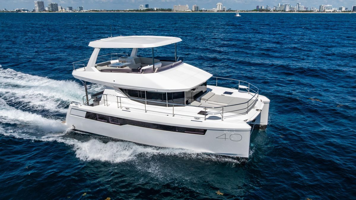 Labor Day Weekend Yacht Charter in Newport Beach: Plan It Right