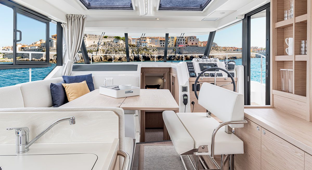 Yacht Charter Booking Timeline: How Far in Advance to Book in Newport Beach